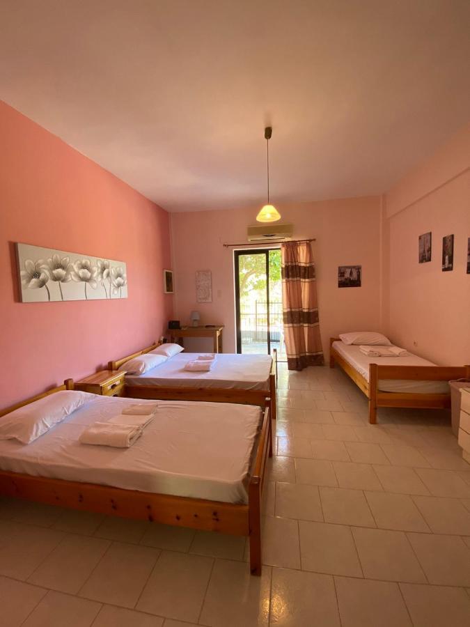 Yfantis Sakis Apartment'S Эратини Экстерьер фото